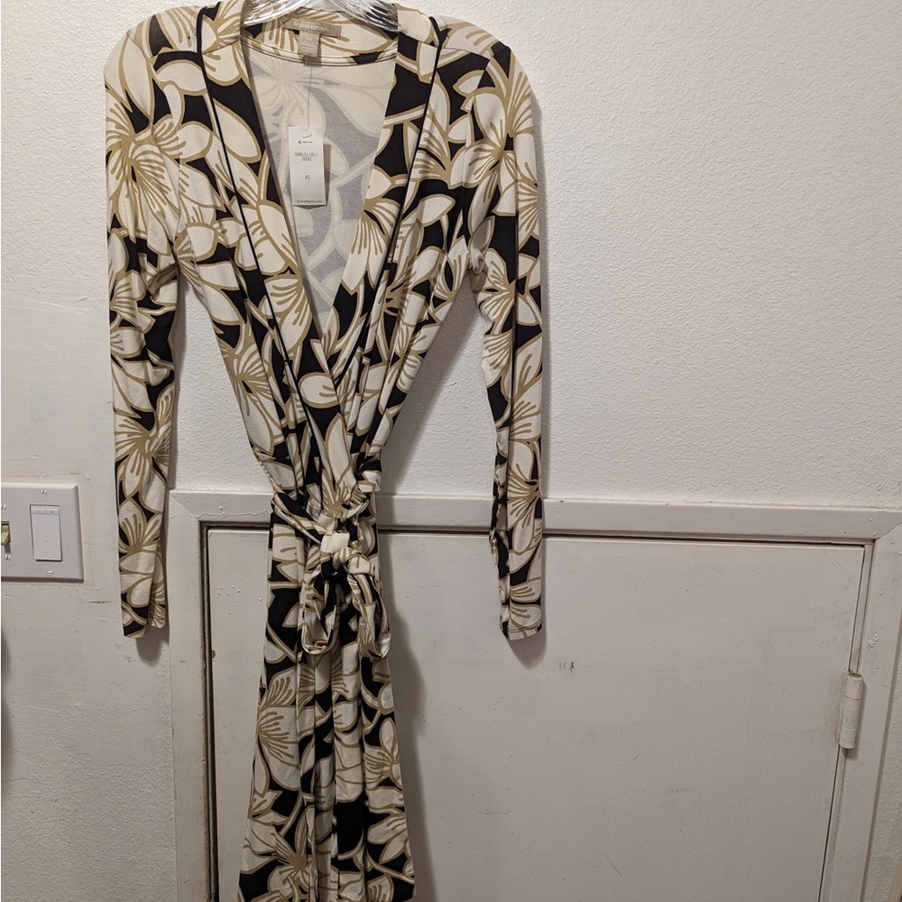 Banana Republic Wrap Front Tie Dress Size XS NWT